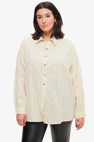 Studio Untold Blouse in Beige: voorkant