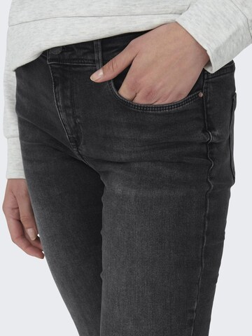 ONLY Skinny Farkut värissä musta