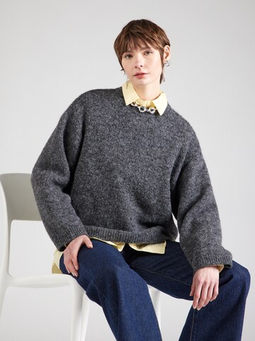 Pull-over Gina Tricot en gris : devant
