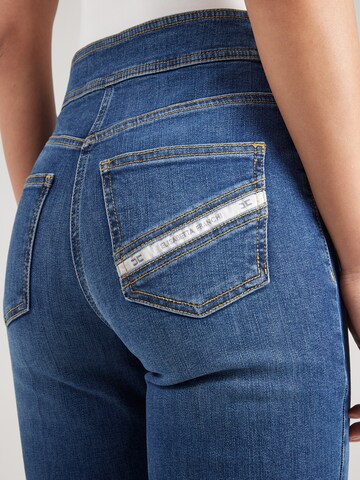 Elisabetta Franchi Flared Jeans in Blau