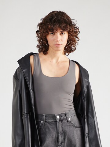 Top 'LEA' di ONLY in grigio: frontale