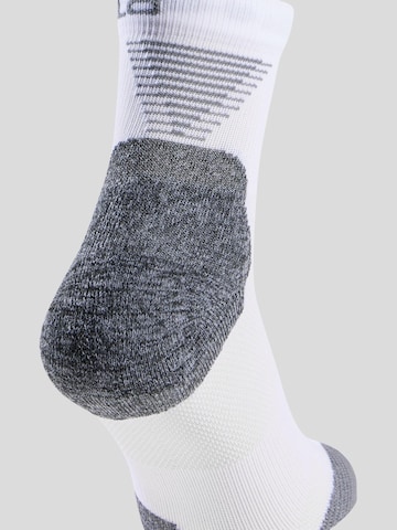 ODLO Sportsocken‌‌‌‌ in Weiß