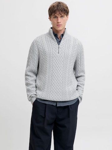 Pull-over 'JPRBLUSean' JACK & JONES en gris : devant