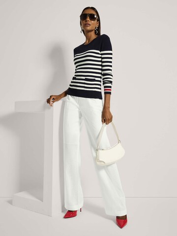 MADELEINE Trui in Blauw