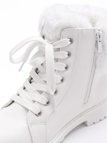 TorWeit Booties 'Fluffy Lace Up Winter Boots' in White