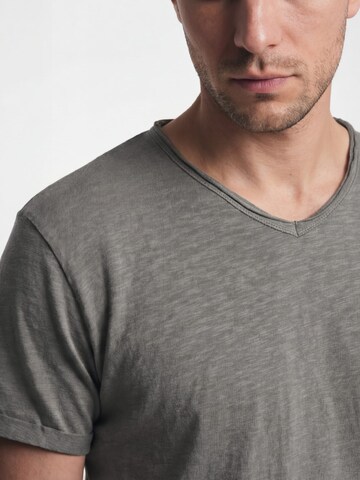 Antargo Shirt 'V-Neck Slub' in Grey