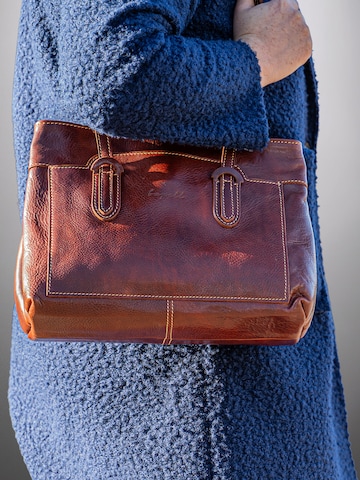 bupell Shoulder Bag 'Vittoria' in Brown