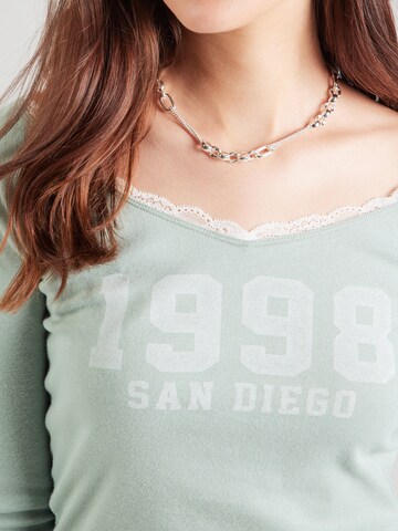 HOLLISTER Shirt in Groen