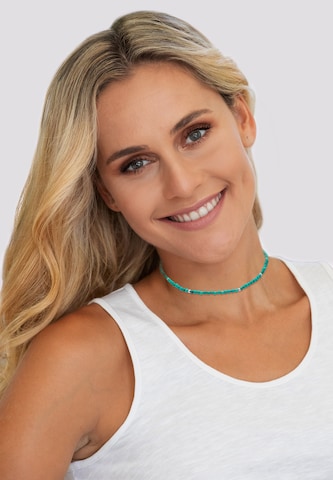 Nenalina Necklace in Green: front