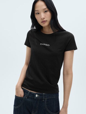 Tricou de la MANGO pe negru: față