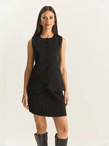 Bianco Lucci Suit in Black: front