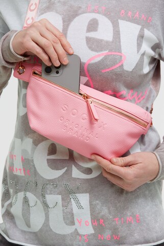 Soccx Fanny Pack in Red