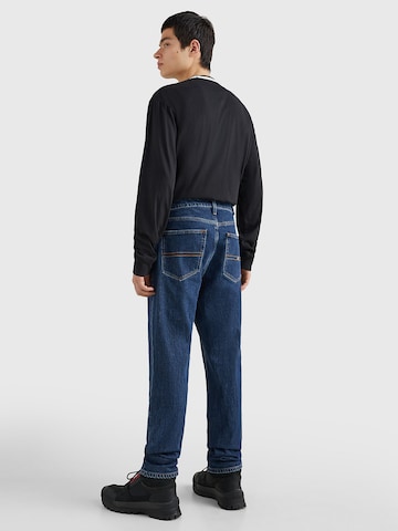 Tommy Jeans Regular Jeans 'Ryan' in Blue