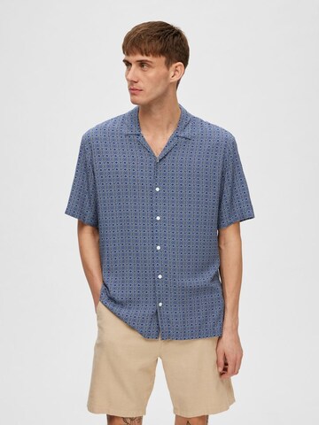 SELECTED HOMME Comfort fit Button Up Shirt 'Vero' in Blue: front