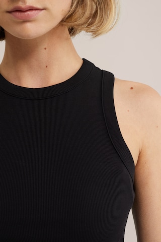 WE Fashion Top in Schwarz