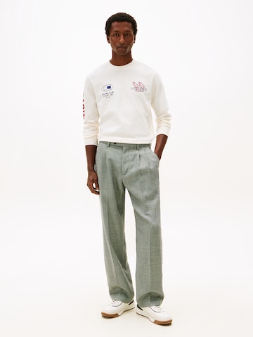 TOMMY HILFIGERMajica 'MODERN ATHLEISURE' - bijela boja