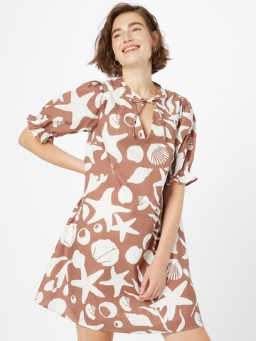 Robe NU-IN en marron : devant