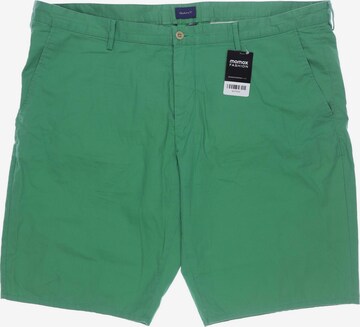 GANT Shorts in 44 in Green: front