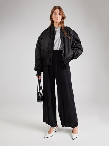 ABOUT YOU Wide leg Pleat-front trousers 'Polly' in Black