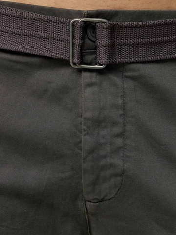 Tazzio Regular Cargohose 'A200' in Grau