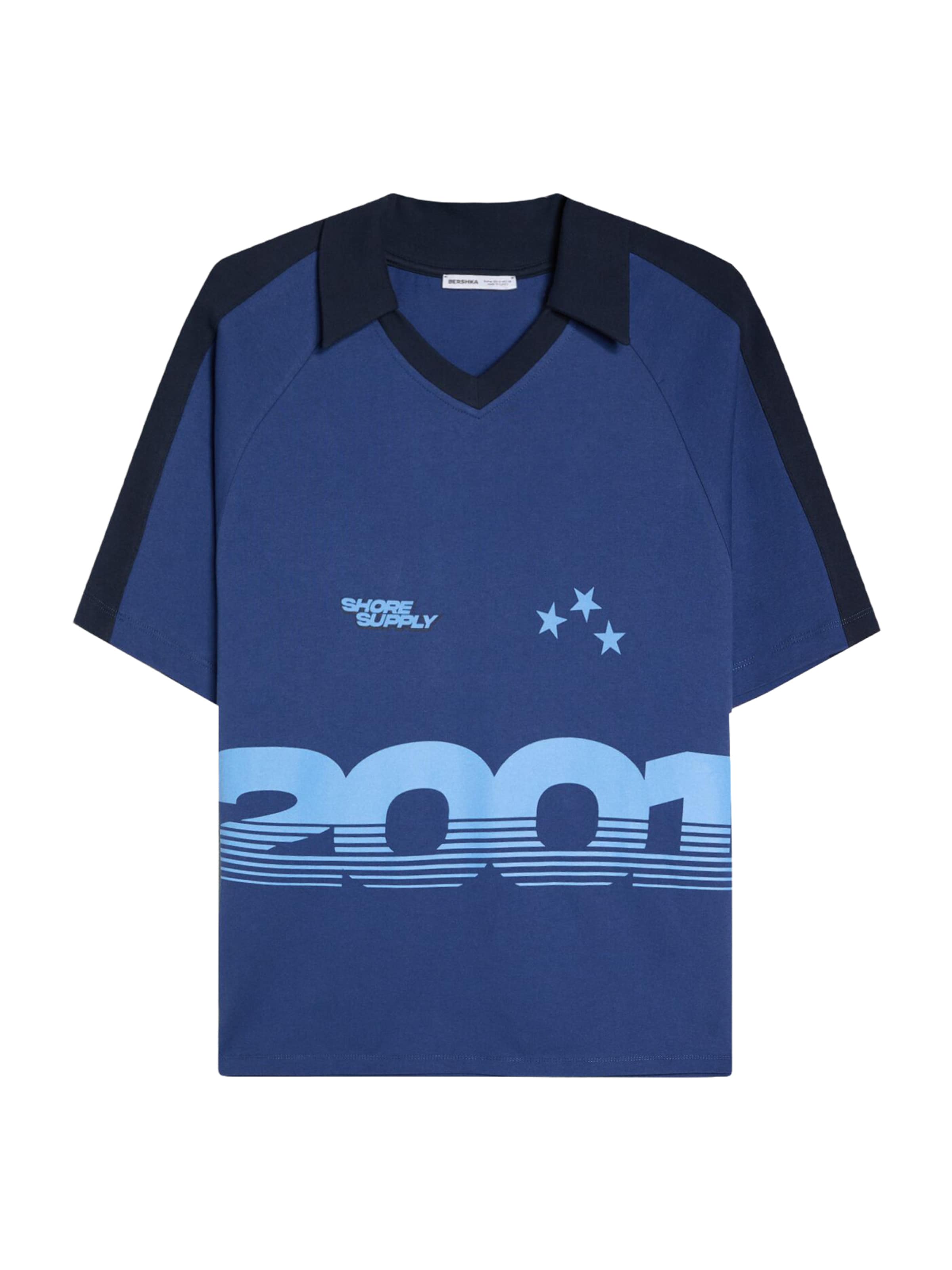 Bershka T-Shirt en XS en bleu marine / bleu ciel / bleu foncé, Vue avec produit