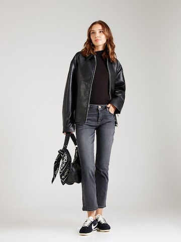 True Religion Slimfit Jeans in Schwarz