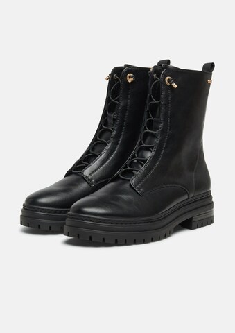 s.Oliver Boot in Black