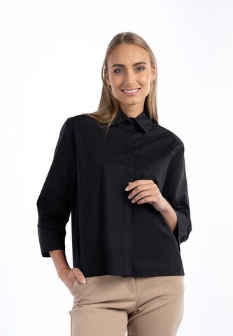 RISA Blouse in Zwart: voorkant