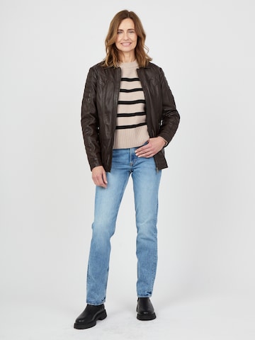 JCC Tussenjas in Bruin