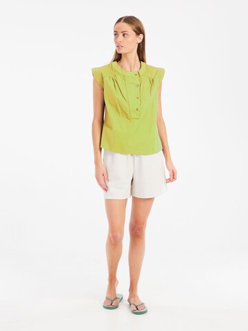 PROTEST Shirt 'PRTJana' in Grün