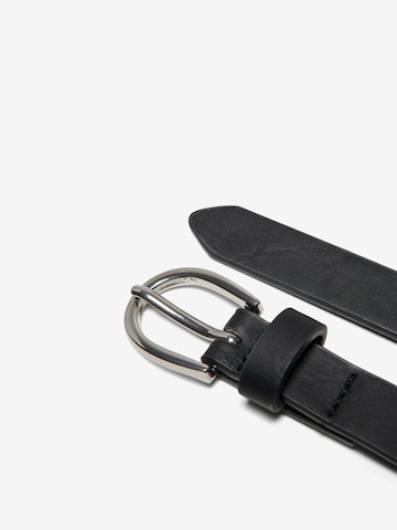 Ceinture 'Billa' ONLY Carmakoma en noir