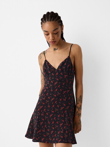 Robe d’été Bershka en noir : devant