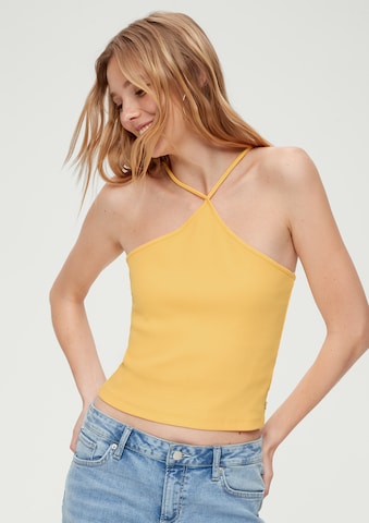 QS Top in Yellow: front