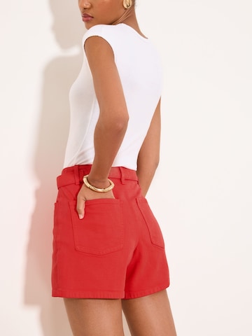 Lipsy Regular Shorts in Rot