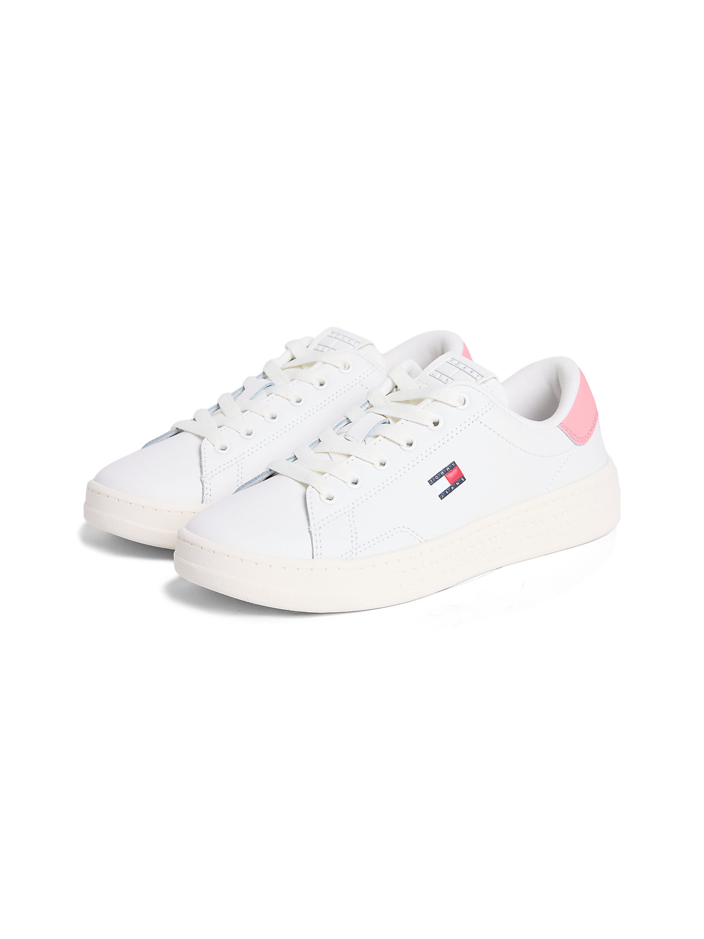 Tommy Jeans Sneakers in Beige