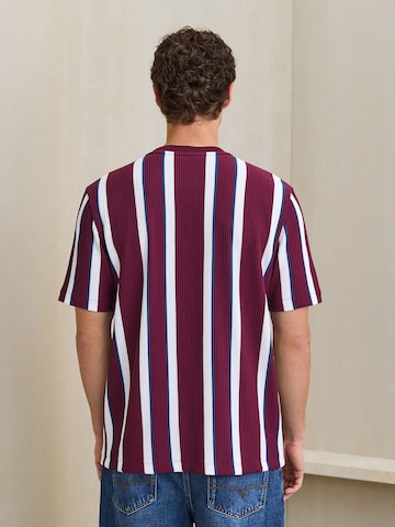 Next - Camisa em vermelho
