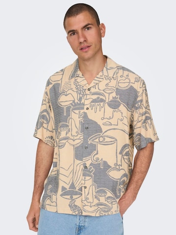 Comfort fit Camicia '22026111' di Only & Sons in beige