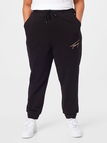 Tommy Jeans Curve - Pantalón en negro: frente