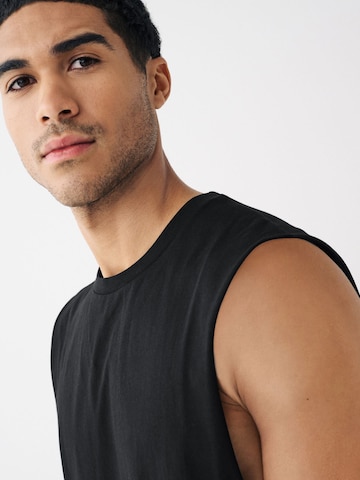 Next Shirt in Black