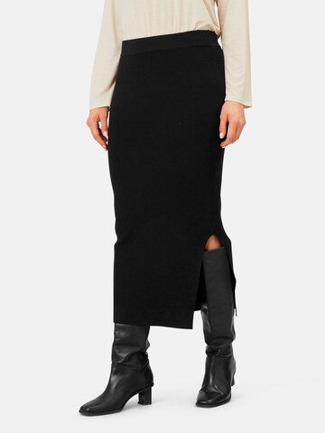 Masai Skirt 'Sybille' in Black: front