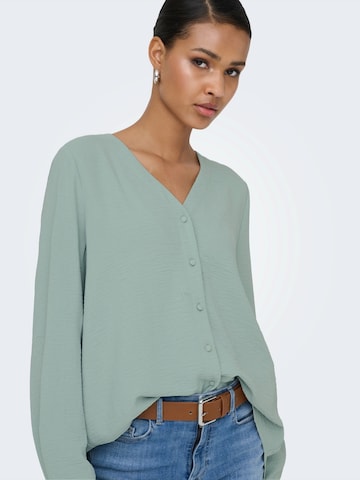 ONLY - Blusa 'ONLJANA METTE' en verde