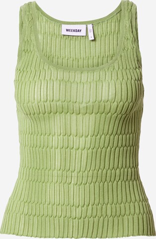 Tops en tricot 'Claire' WEEKDAY en vert : devant