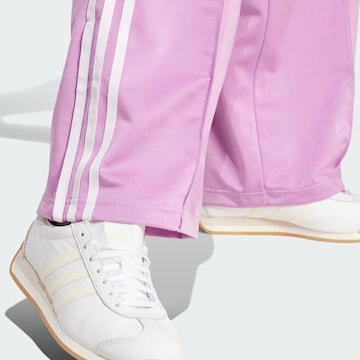 ADIDAS ORIGINALS Wide Leg Hose 'Firebird' in Lila