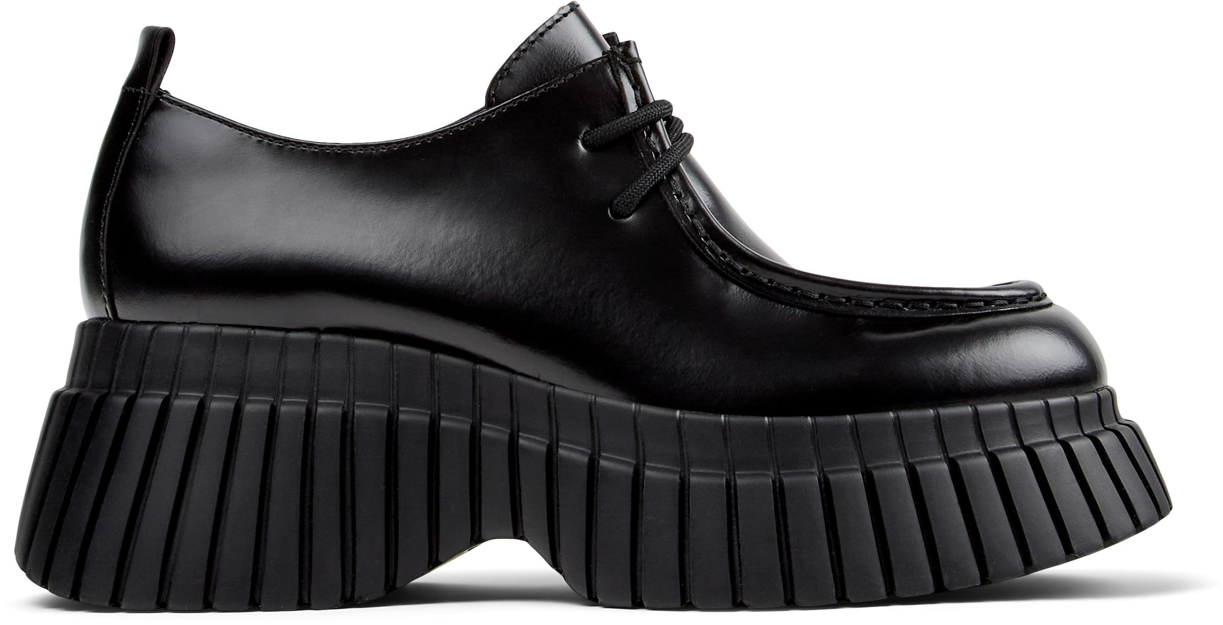 Scarpa stringata 'Bcn' di CAMPER in nero