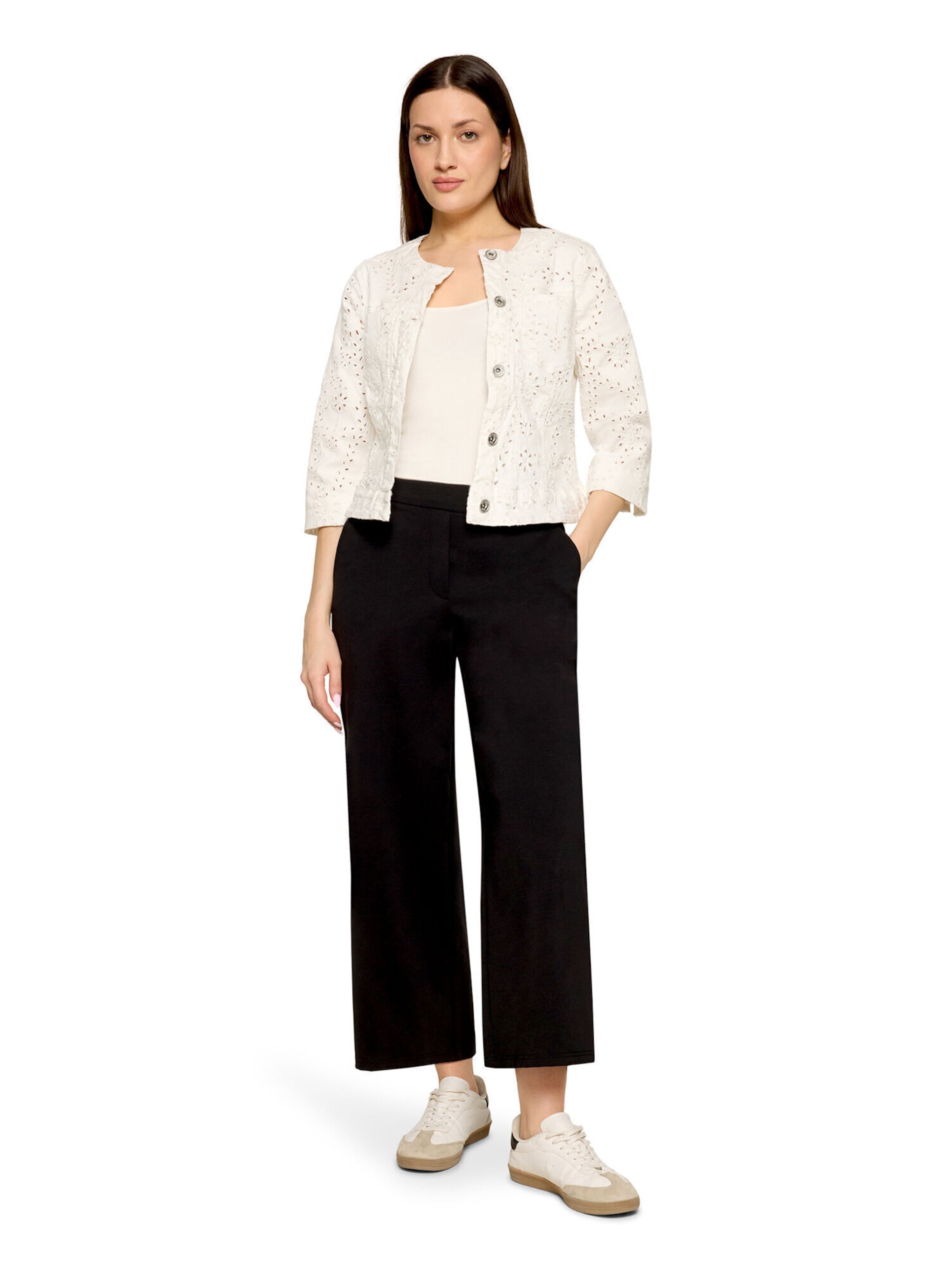 Betty Barclay Blazers in Wit