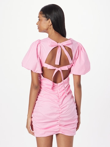 Robe NLY by Nelly en rose