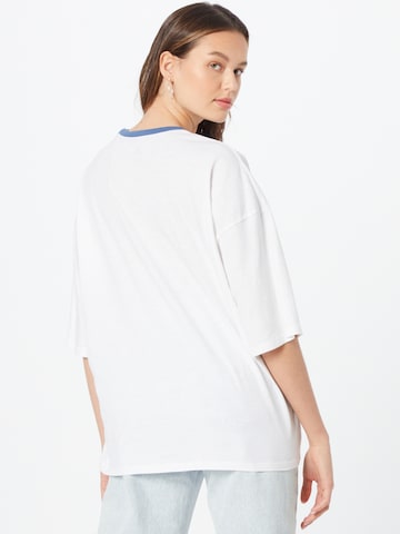 LEVI'S ® - Camisa 'Graphic Drapey Tee' em branco