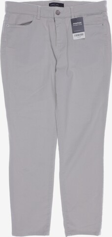 Marc Cain Jeans in 30-31 in White: front