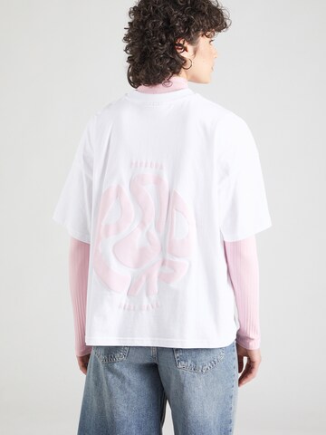 T-shirt 'Gabi' Pegador en blanc : devant