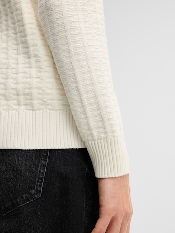 STRELLSON Pullover in Weiß